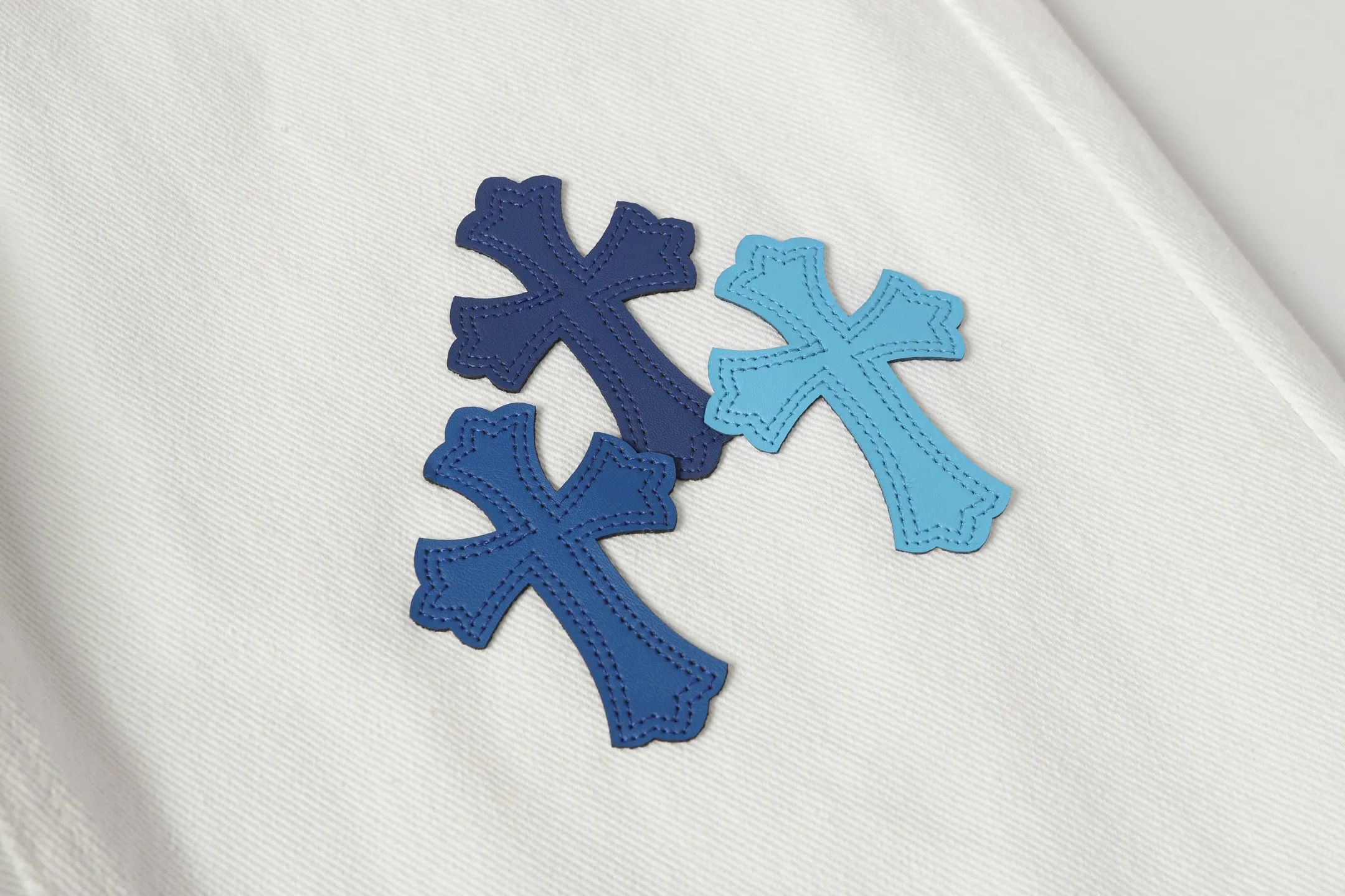 P270 Cross-border quantity model, please do not place an order if you are pursuing quality - Chrome Hearts/Chrome Hearts Cross✝️Applied leather embroidered washed jeans, trousers and casual pants -High weight, high density and high quality. The wool is soft, delicate and skin-friendly. It feels soft and silky. It has excellent warmth and skin-friendly properties. 28 30 32 34 36